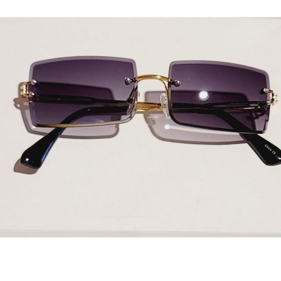 Fabutiq Accessories - Rectangular Rimless  Sunglasses 😎 HP